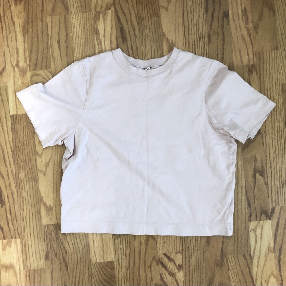Uniqlo Boxy Crop Tee